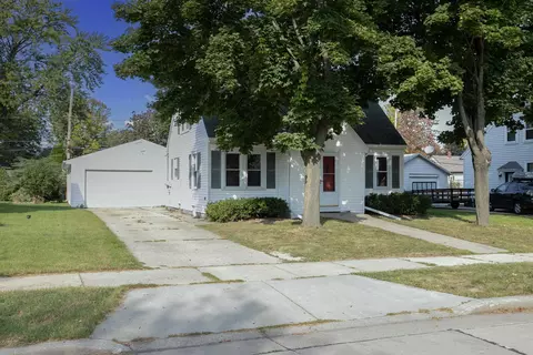 238 S Willow St, Kimberly, WI 54136