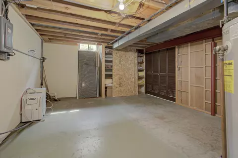2736 Elmwood Ct, Appleton, WI 54911 photo 24