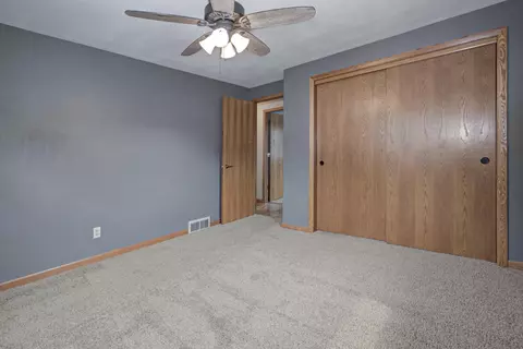 2736 Elmwood Ct, Appleton, WI 54911 photo 17