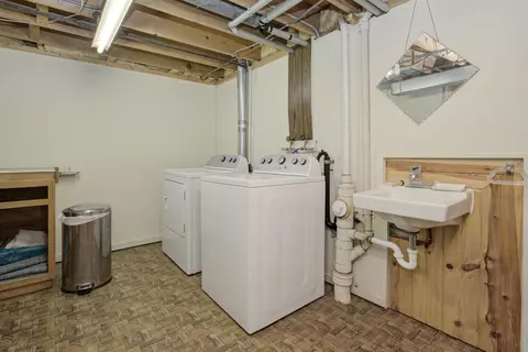2736 Elmwood Ct, Appleton, WI 54911 photo 22