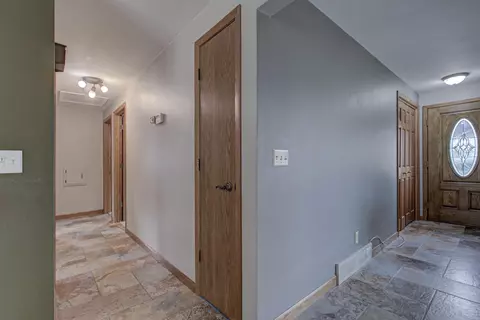 2736 Elmwood Ct, Appleton, WI 54911 photo 12