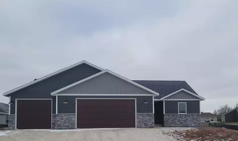 N5996 Meadowview Lane, Fond Du Lac, WI 54937