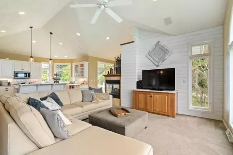 Living - n5576 Mapleview Lane, Hilbert, WI 54129 photo 2 of 6