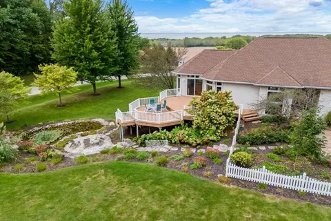Exterior - n5576 Mapleview Lane, Hilbert, WI 54129 photo 17 of 20