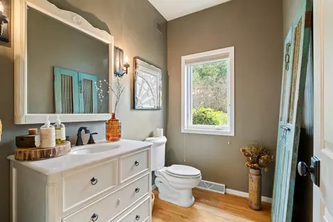 Bath - n5576 Mapleview Lane, Hilbert, WI 54129 photo 1 of 10