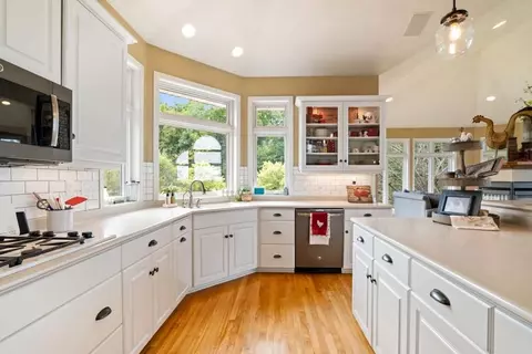 Kitchen - n5576 Mapleview Lane, Hilbert, WI 54129 photo 2 of 6