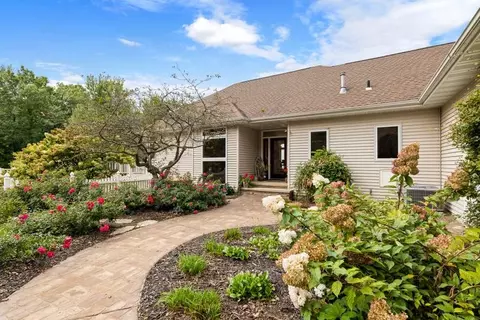 Exterior - n5576 Mapleview Lane, Hilbert, WI 54129 photo 1 of 20