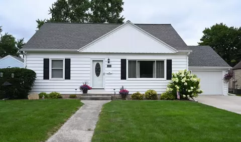 1244 7th St, Green Bay, WI 54304