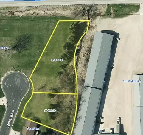 205 W Haven Ct, Luxemburg, WI 54217