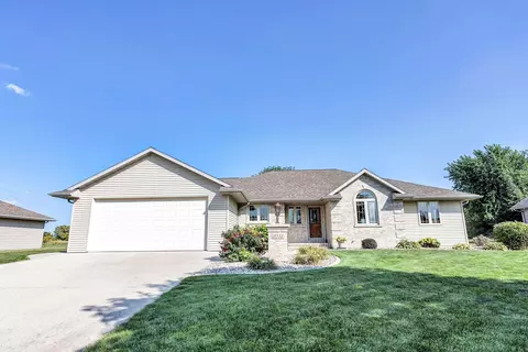 2033 Wheat Way, Green Bay, WI 54311