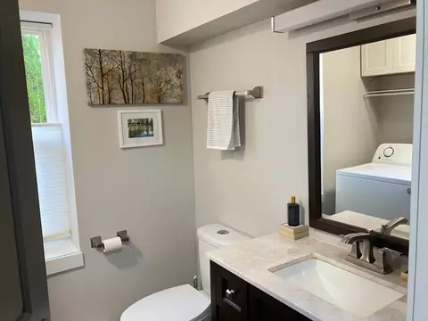 Bath - 941 S West Ct #B, Appleton, WI 54915 photo 1 of 2
