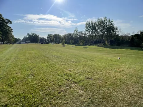 Smalley Street, Shawano, WI 54166