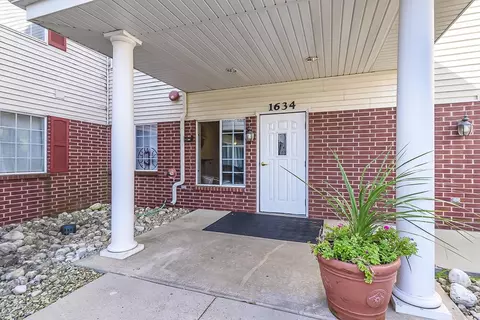 1634 Kings Mill Way #306, Madison, WI 53718