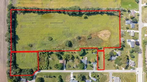 Linden Oaks Drive, Oshkosh, WI 54904