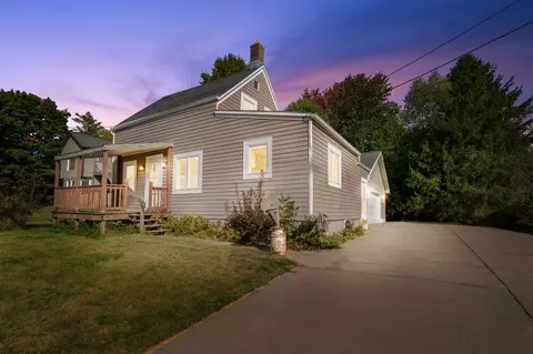 117 Arlington Ave, Algoma, WI 54201