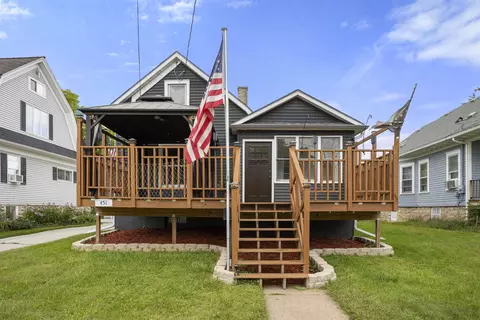 451 N Main St, Seymour, WI 54165
