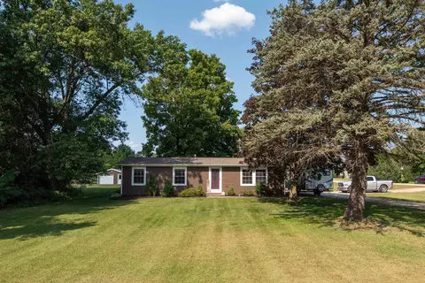 n3567 County Road W, New London, WI 54961