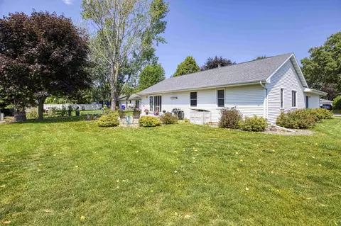Exterior - 317 E Hoover Ave, Appleton, WI 54915 photo 8 of 9