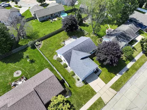 View/Area - 317 E Hoover Ave, Appleton, WI 54915 photo 1 of 8