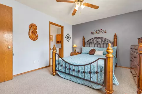 Bedroom - 317 E Hoover Ave, Appleton, WI 54915 photo 3 of 6