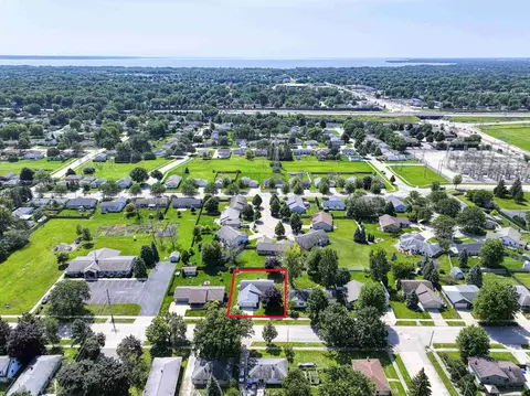 View/Area - 317 E Hoover Ave, Appleton, WI 54915 photo 6 of 8