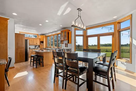 1315 E Wyndmere Dr, Appleton, WI 54913 photo 11