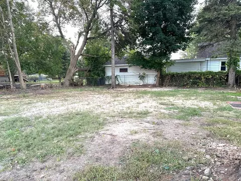 413 5th Ave, Menominee, MI 49858 photo 2