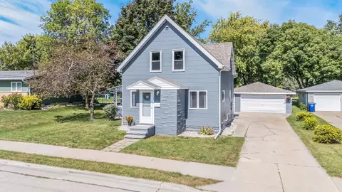 1124 Garfield Ave, Little Chute, WI 54140