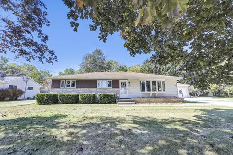 5332 County Road B, Manitowoc, WI 54220