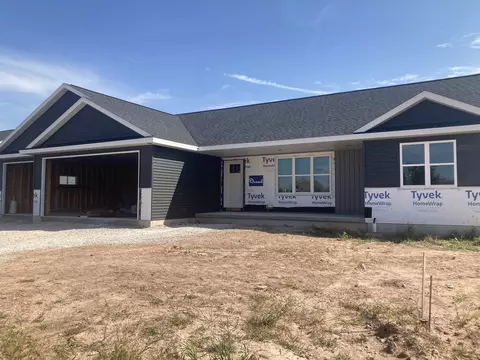 3750 Ridgecrest Ln, Kaukauna, WI 54130