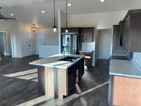 5646 N Yosemite Ln, Appleton, WI 54913 photo 7
