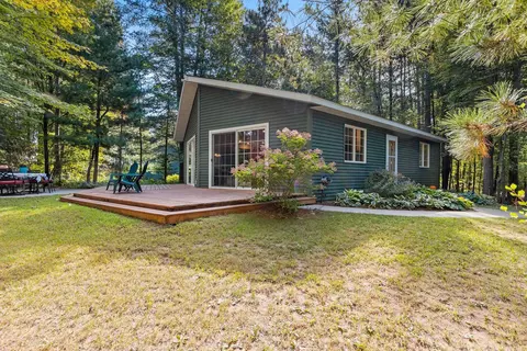 n1667 Rainbow Road, Keshena, WI 54135