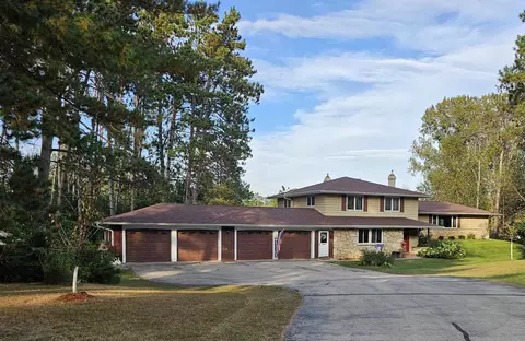 n2799 Heather Lane, Waupaca, WI 54981