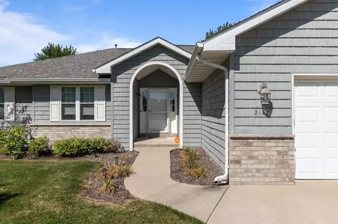 2150 Moonlight Ct, Menasha, WI 54952