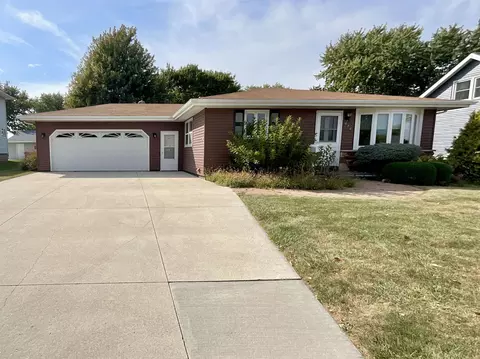 676 S Park Ave, Fond Du Lac, WI 54935