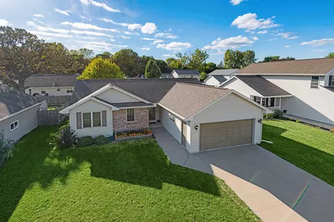 2749 Hamilton St, Oshkosh, WI 54901