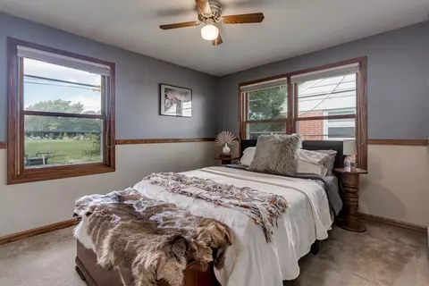 910 Robin St, De Pere, WI 54115 photo 15