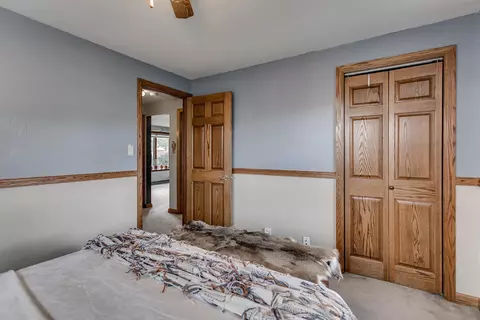 910 Robin St, De Pere, WI 54115 photo 17