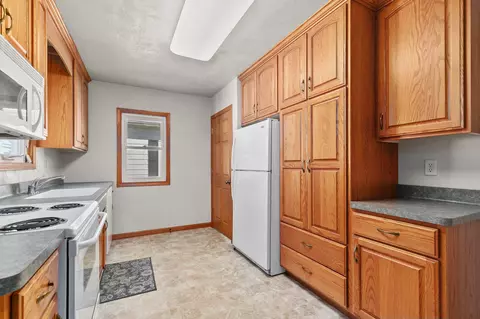 1808 W Summer St, Appleton, WI 54914 photo 6