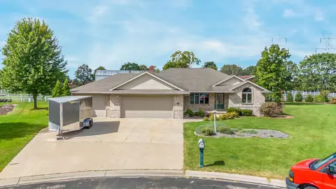 w6068 Greystone Court, Appleton, WI 54915 photo 3