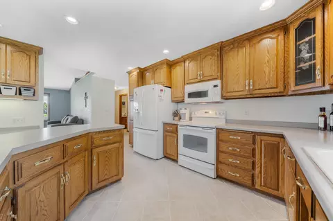 w6068 Greystone Court, Appleton, WI 54915 photo 11