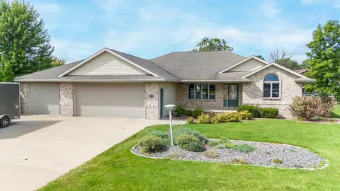 w6068 Greystone Court, Appleton, WI 54915