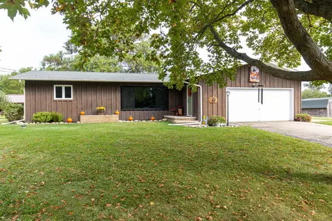 w874 Sunnyside Road, Green Lake, WI 54941