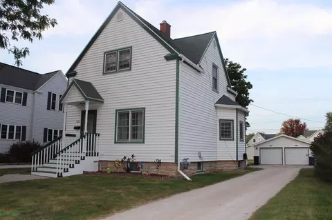 512 Wisconsin Ave, North Fond Du Lac, WI 54937
