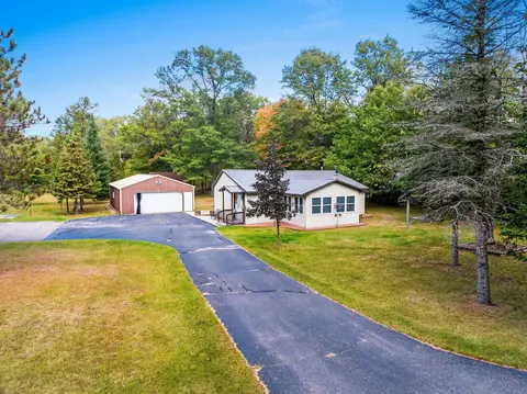 w13644 Eagle River Road, Athelstane, WI 54104