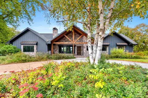 2570 Cth Zz, De Pere, WI 54115