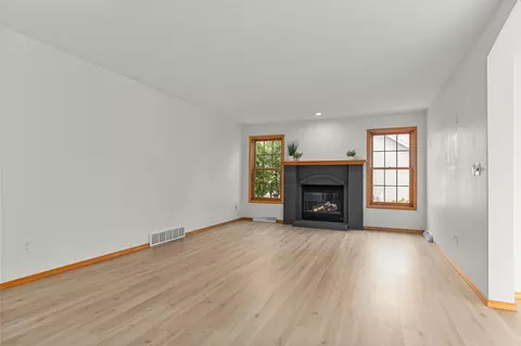w6045 Zinnia Drive, Appleton, WI 54915 photo 9