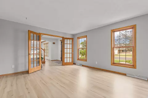 w6045 Zinnia Drive, Appleton, WI 54915 photo 8