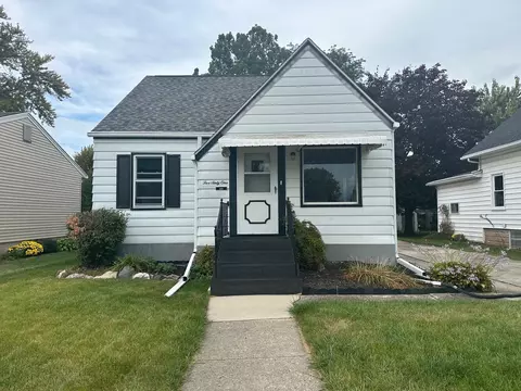 561 Newport Ave, Fond Du Lac, WI 54935