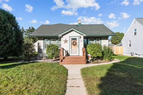 140 S Sidney St, Kimberly, WI 54136